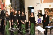 "Pulchra quia simplex"